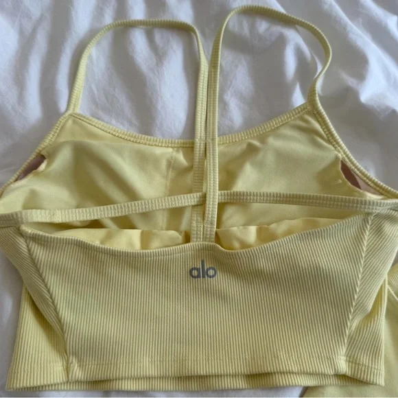 ALO Yoga Yellow Bike Shorts High-Waisted Stretch - Picture 2 of 4